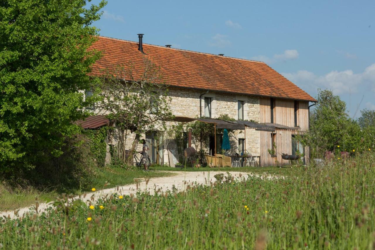 Le Fleuraguet Hotell Saint-Sozy Exteriör bild